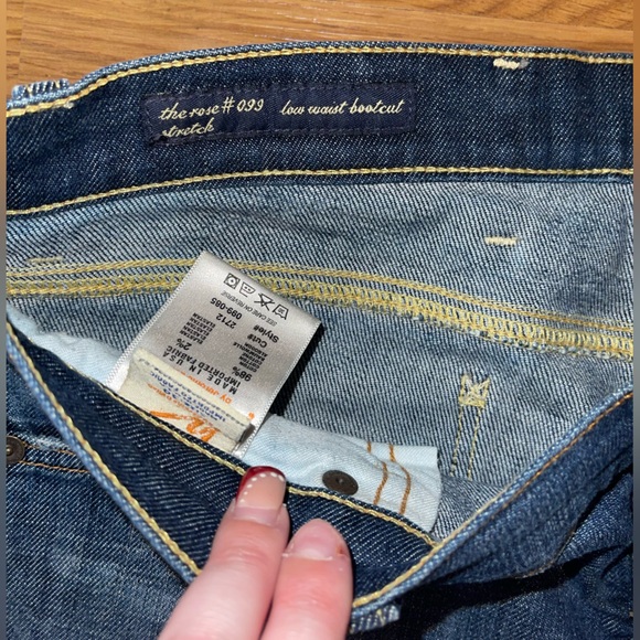 đź–¤CITIZENS OF HUMANITYđź–¤ Low Waist Boot Cut Jeans - Picture 4 of 8